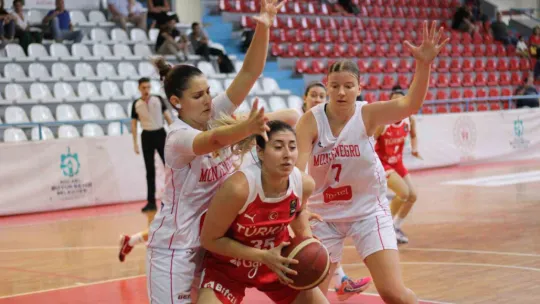 Kadın Basketbol Milli Takımı Kocaeli'deki maçta mağlup oldu