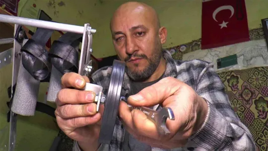Felçli hayvanlara ve çocuklara umut oluyor