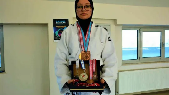 Henüz 1 yıllık okul, ülke sporuna damga vuruyor