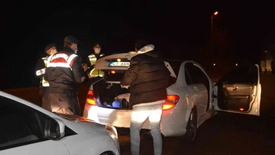 Herkes eğlenirken onlar huzur ve güvenlik için çalıştı