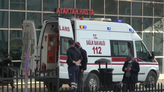 Hidrolik yağ kazanı patladı: 3 yaralı