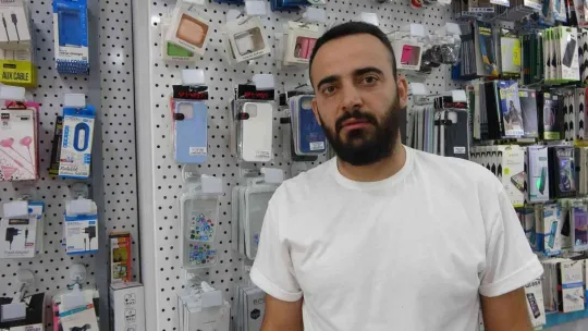 Hırsıza çay bile ısmarladı