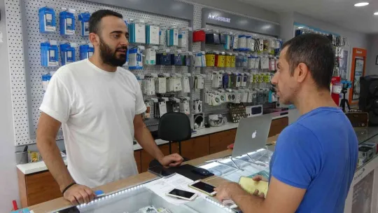 Hırsıza çay bile ısmarladı