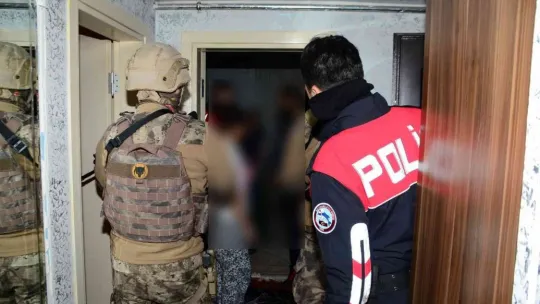 Hırsızlık çetesine büyük operasyon: Adliyeye sevk edildiler