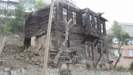 Hulusi Kentmen'in evi İzmit'e kazandırılıyor