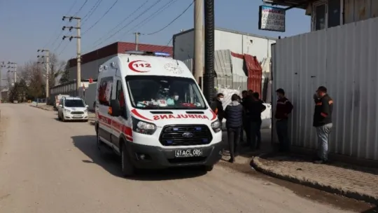 Hurda kesme makinasına elini kaptıran şahıs yaralandı