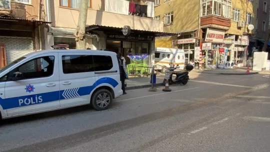 Husumeti bulunan akrabasını tabancayla göğsünden vurdu