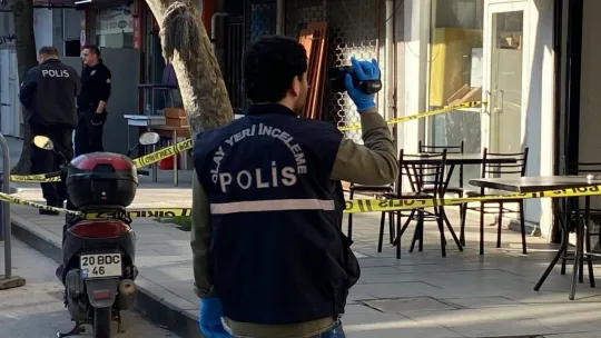Husumeti bulunan akrabasını tabancayla göğsünden vurdu
