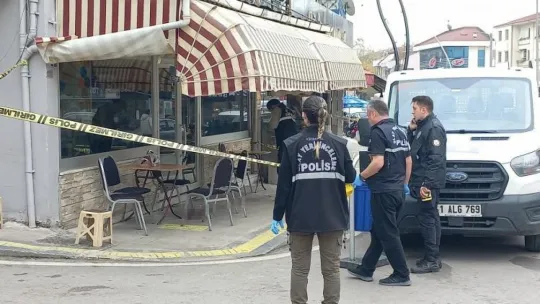 Husumetlisini kıraathanede vurmuştu, suç aletiyle yakalandı