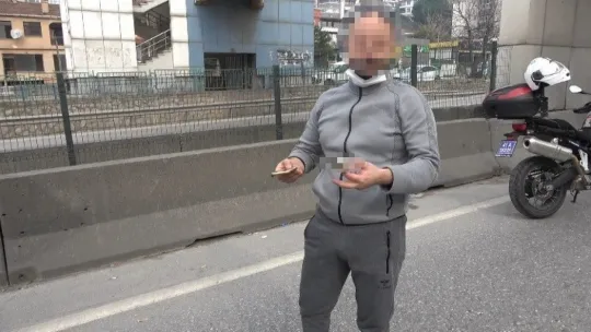 Husumetlisinin kardeşini silahla vuran avukat tahliyesini istedi