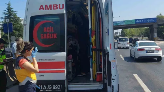 Ambulans kazaya karıştı: 1 yaralı