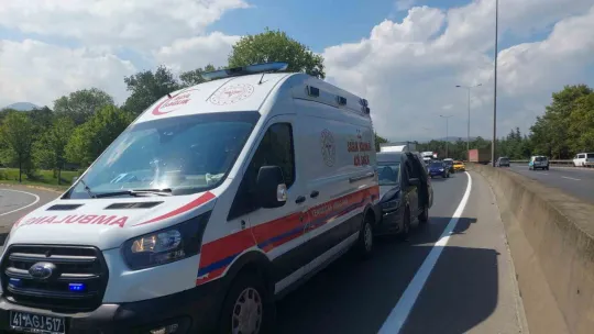 Ambulans kazaya karıştı: 1 yaralı
