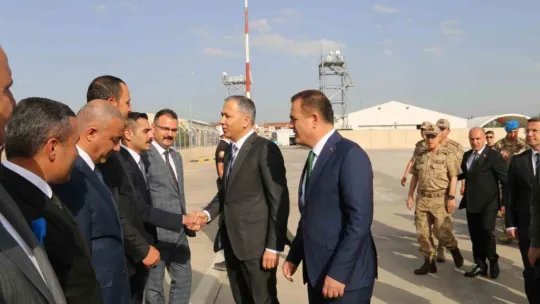 Bakan Yerlikaya Yüksekova'da