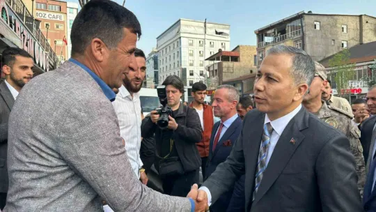 Bakan Yerlikaya Yüksekova'da