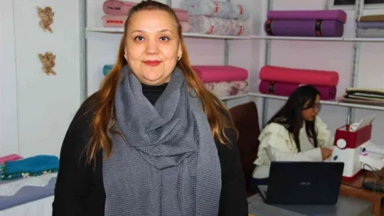 İğne-iplik tutmayı bilmezken şimdi çeyiz yapıyor