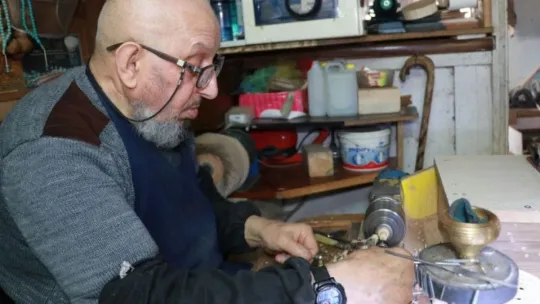 İhtiyar delikanlı 48 yıldır hobisinin ekmeğini yiyor
