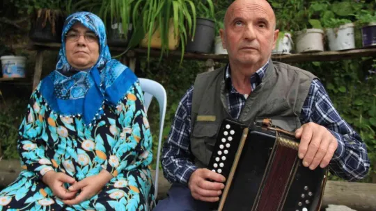 İki gözü görmese de, gönül gözü ona neler yaptırıyor neler!