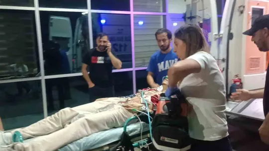 İki grup arasında bıçaklı kavga: 1 yaralı