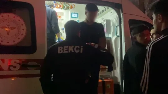 İki grup arasında bıçaklı kavga: 3 yaralı
