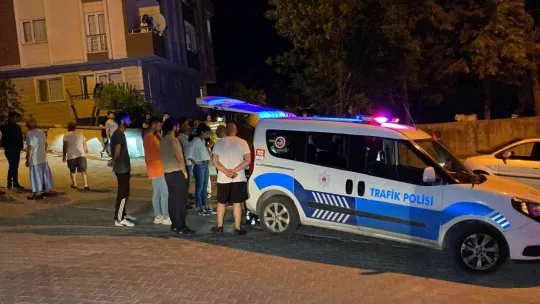 İki hafif ticari araç çarpıştı: 1 yaralı