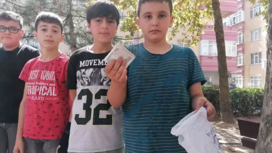 İlkokul çocuklarının yaptığı hareket takdir topladı