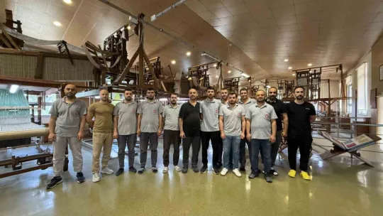 İlmek ilmek tarih: 182 yıllık miras sarayları renklendiriyor