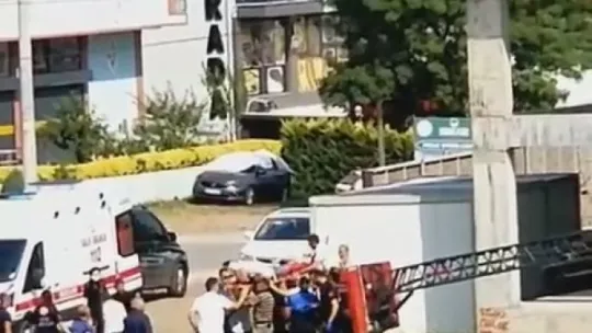İnşaat boşluğuna düşen işçi yaralandı