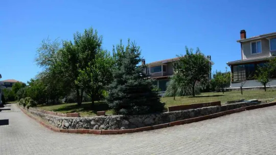 İnşaat çalışmaları sırasında zeminin kaydığı iddiası
