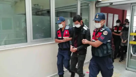 İş adamını öldürdü, sevgilisinin tahliyesini istedi