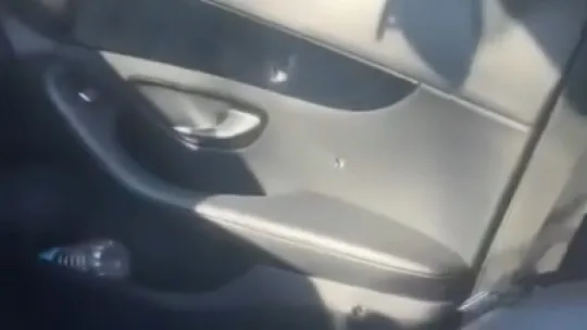 İş adamının otomobiline kurşun yağdırdılar