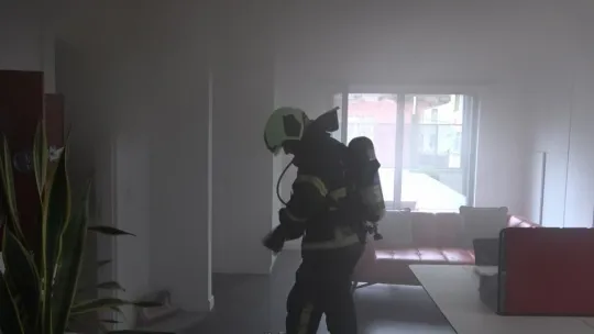 Buzdolabında çıkan yangın korkuttu
