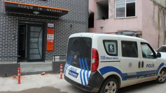 İş merkezindeki tartışma kanlı bitti: 1 yaralı!