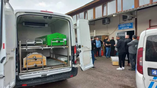 Belediye personeli iş yerinde ölü bulundu