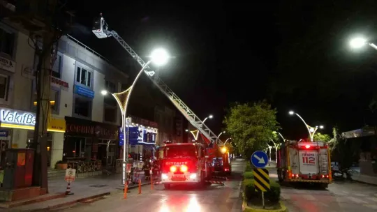 İş yerindeki fritözden yangın çıktı