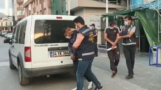 İş yerini soyarken yakalanan hırsızlar tutuklandı!