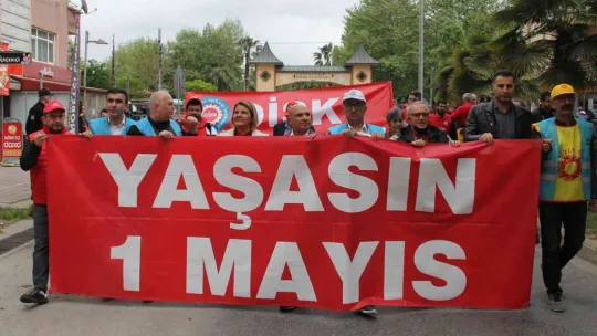 İşçi kenti Kocaeli'de binlerce işçi 1 Mayıs'ta buluştu