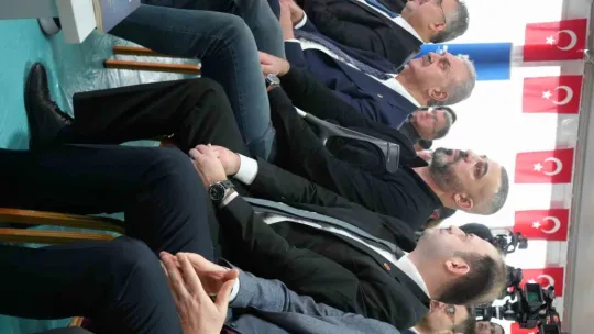 İsrail'in saldırısında bacağını kaybeden Gazzeli gazeteci meslektaşlarına seslendi