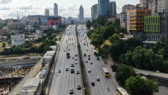 İstanbul'da yollar boş kaldı