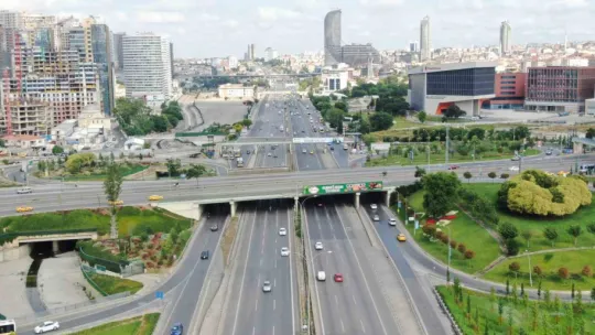 İstanbul'da yollar boş kaldı