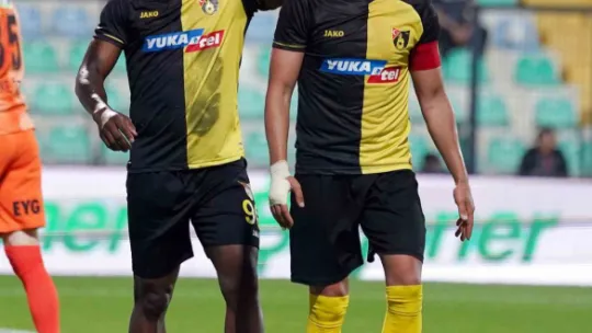İstanbulspor, Süper Lig'de kaldı