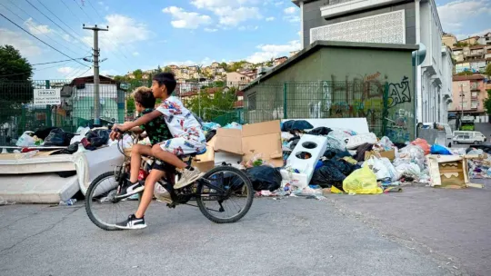 İzmir'den sonra, İzmit de çöplüğe döndü