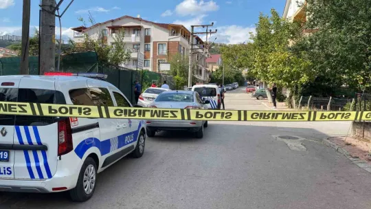 İzmit Belediyesi çalışanını, belediyeye ait mekanda vurup kaçtılar