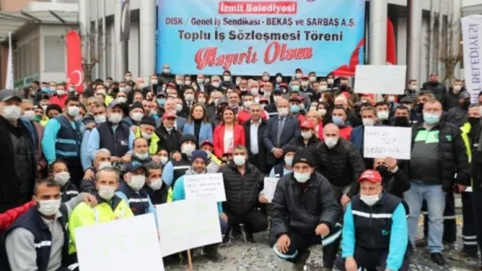 İzmit Belediyesi'nde toplu iş sözleşmesi imzaladı