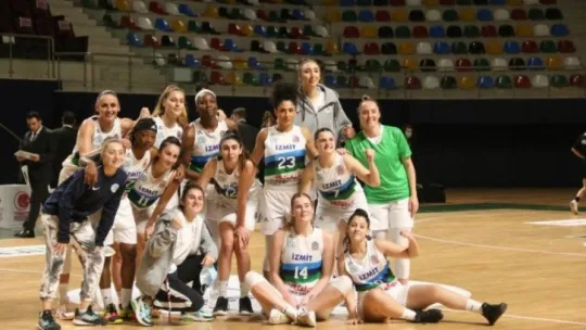 İzmit Belediyespor galip geldi!