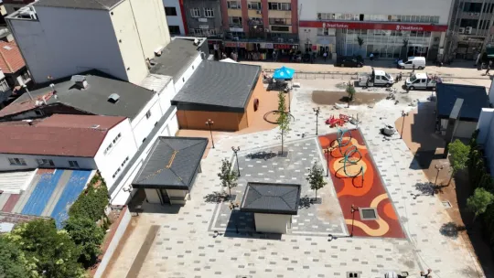 İzmit'e yeni meydan