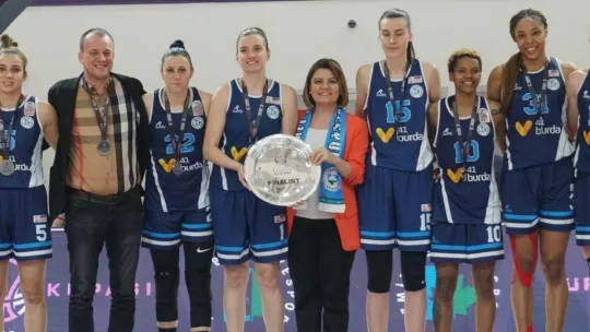 İzmit'in perileri Avrupa yolunda!