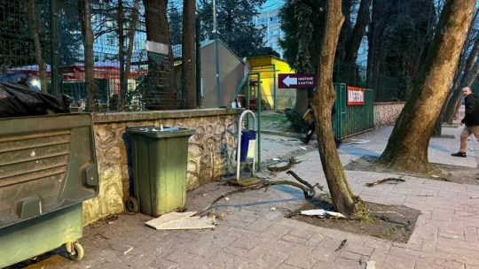 İzmit Körfezi'nde fırtına