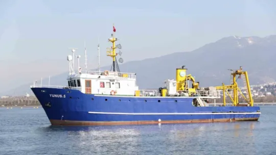 İzmit Körfezi'nden milyonlarca metreküp dip çamuru çıkarılacak
