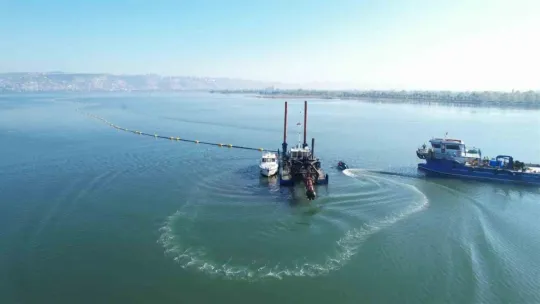 İzmit Körfezi'nin çamuru tuğla ve briket oldu