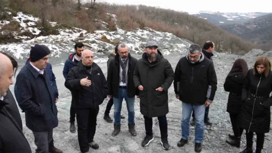 İzmit Körfezi'nin dip çamuru temizlenecek